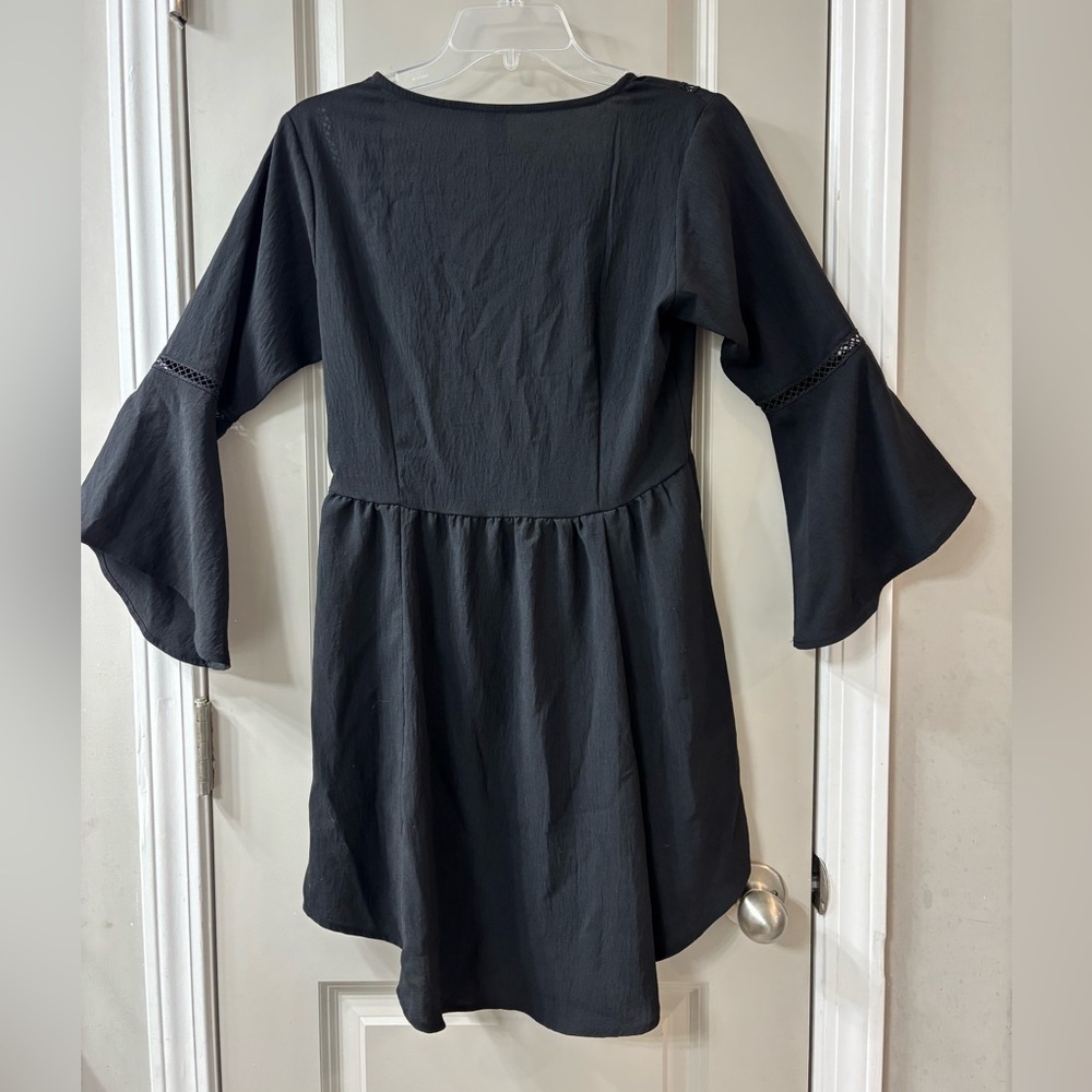 Deep V-Neck Black Swim Cover-Up - Picture 4 of 4